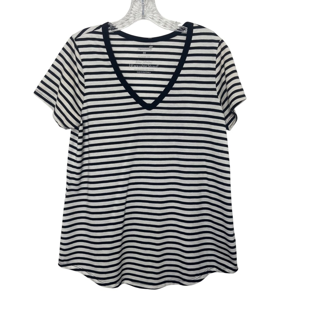 Torrid Vneck Tshirt Womens Size 00 Medium Black White Stripes New WOT